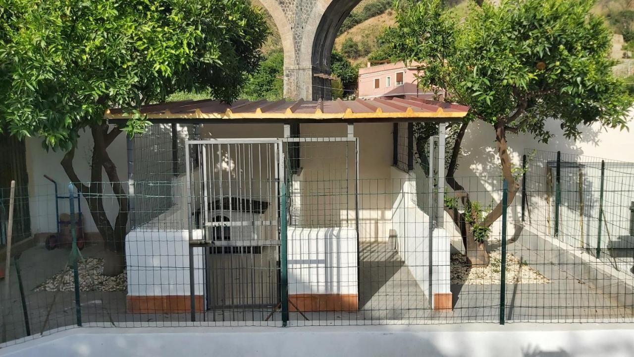 Villa Gloria Gaggi Exterior photo