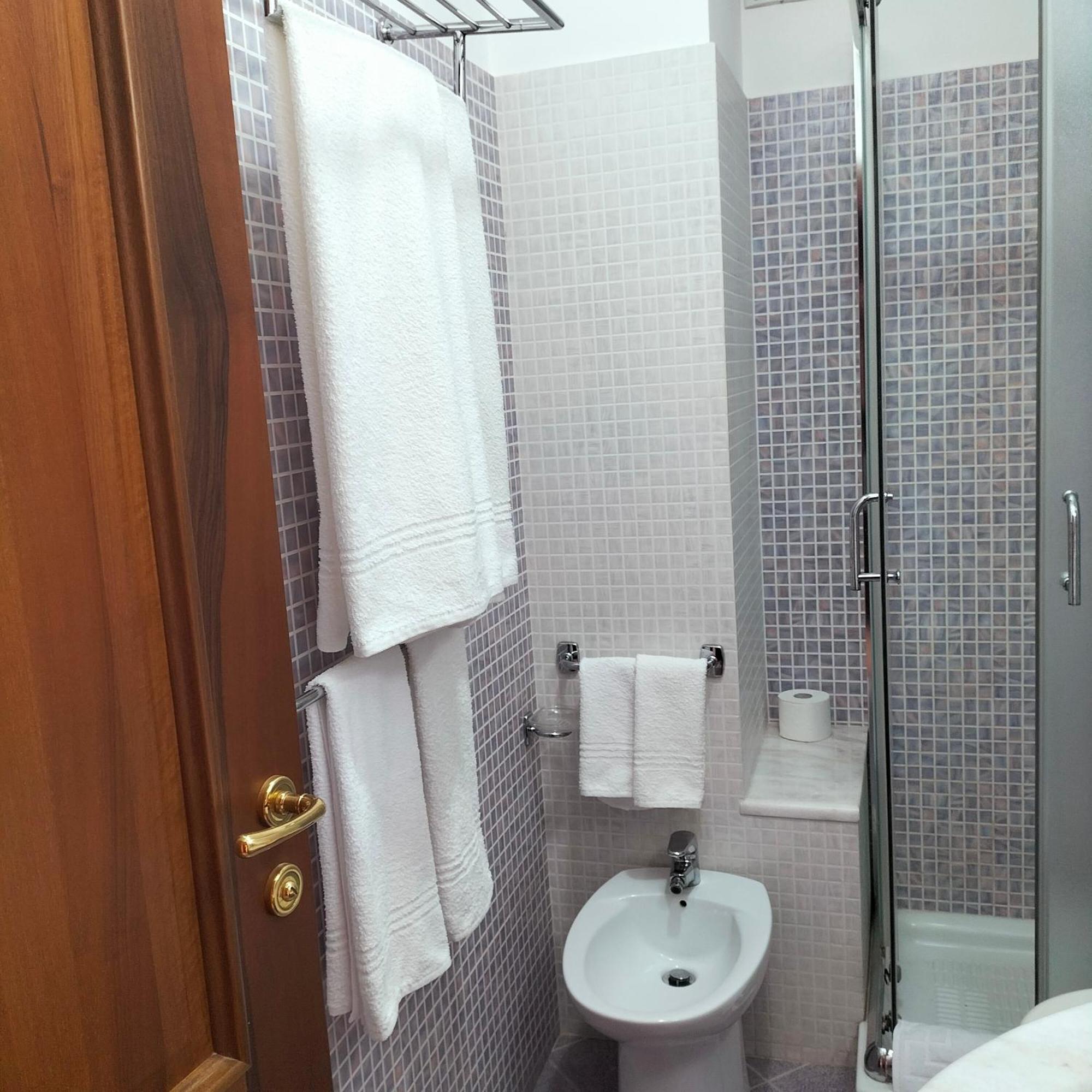 Villa Gloria Gaggi Room photo
